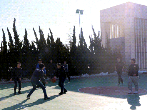 1708656090457049.gif 640.gif