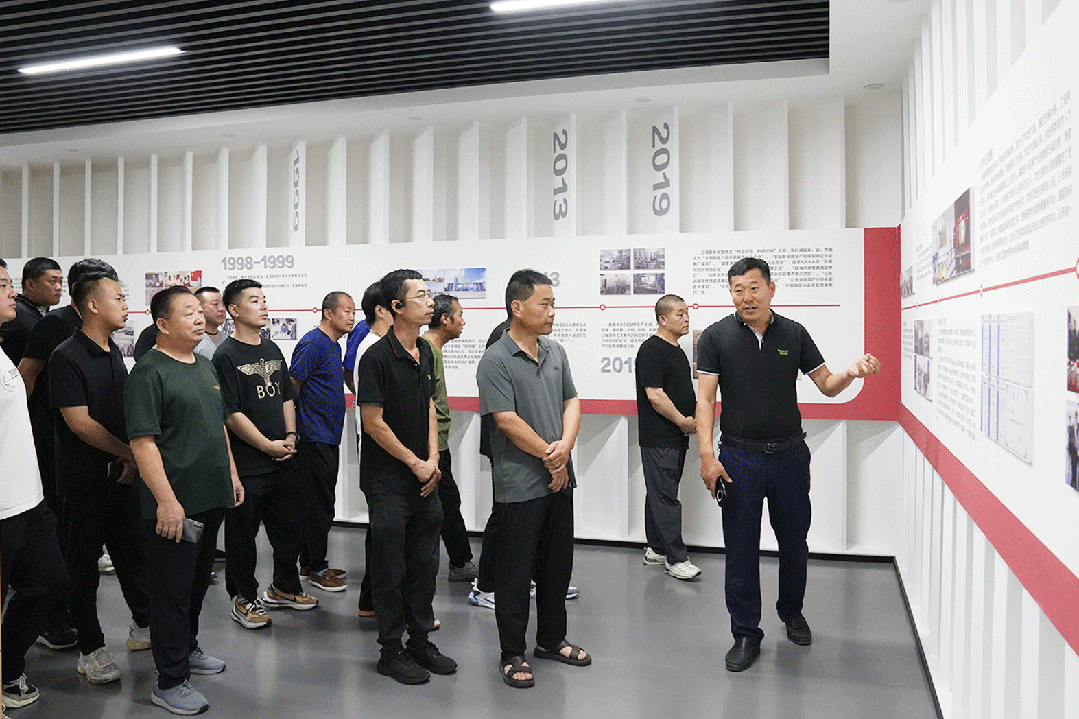 1754103805681708.gif 640 (5).gif